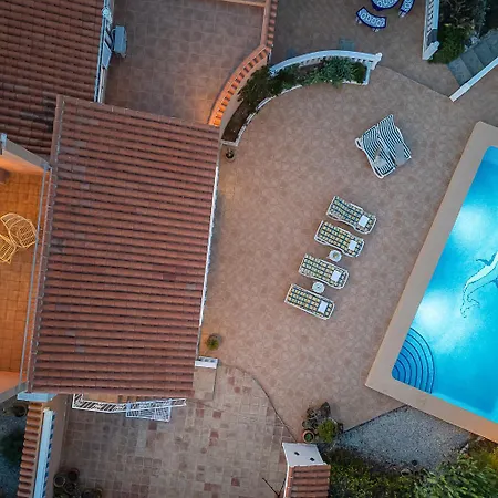 Villa Saler By Abahana